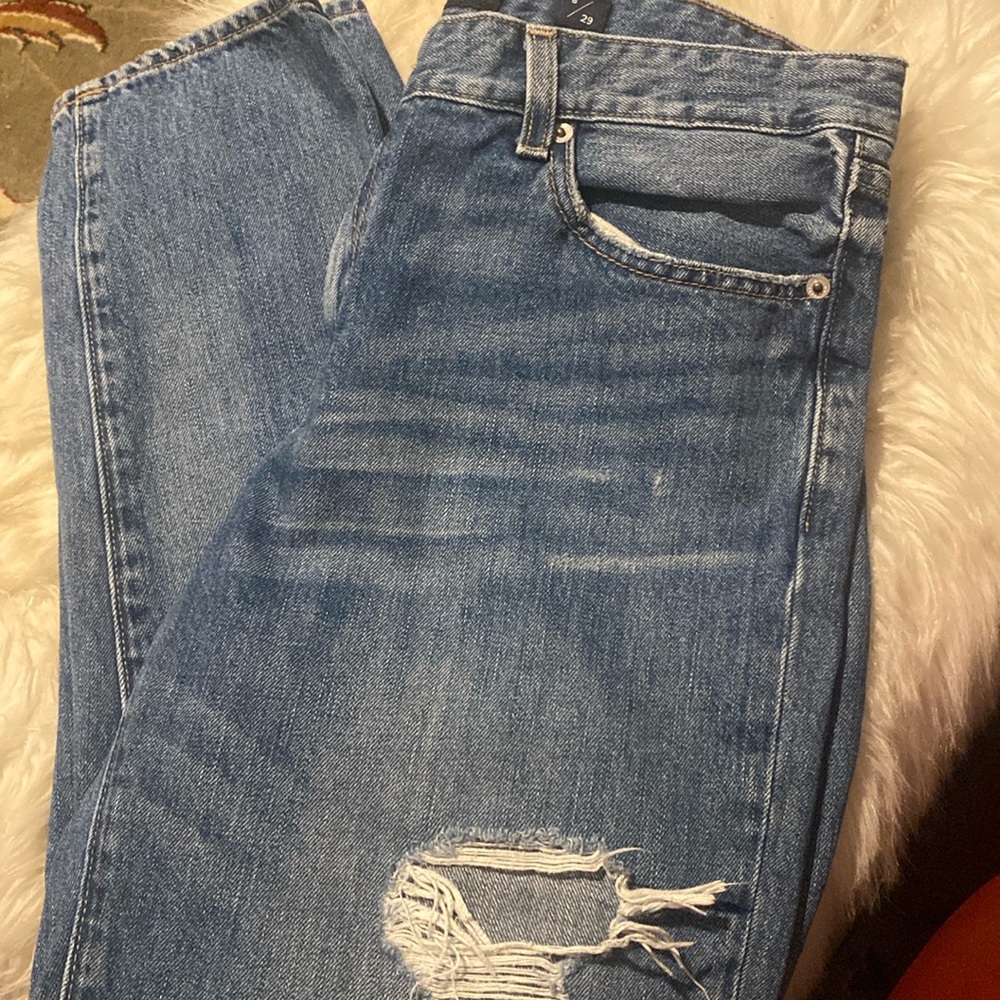 Lucky brand distressed jeans 8/29